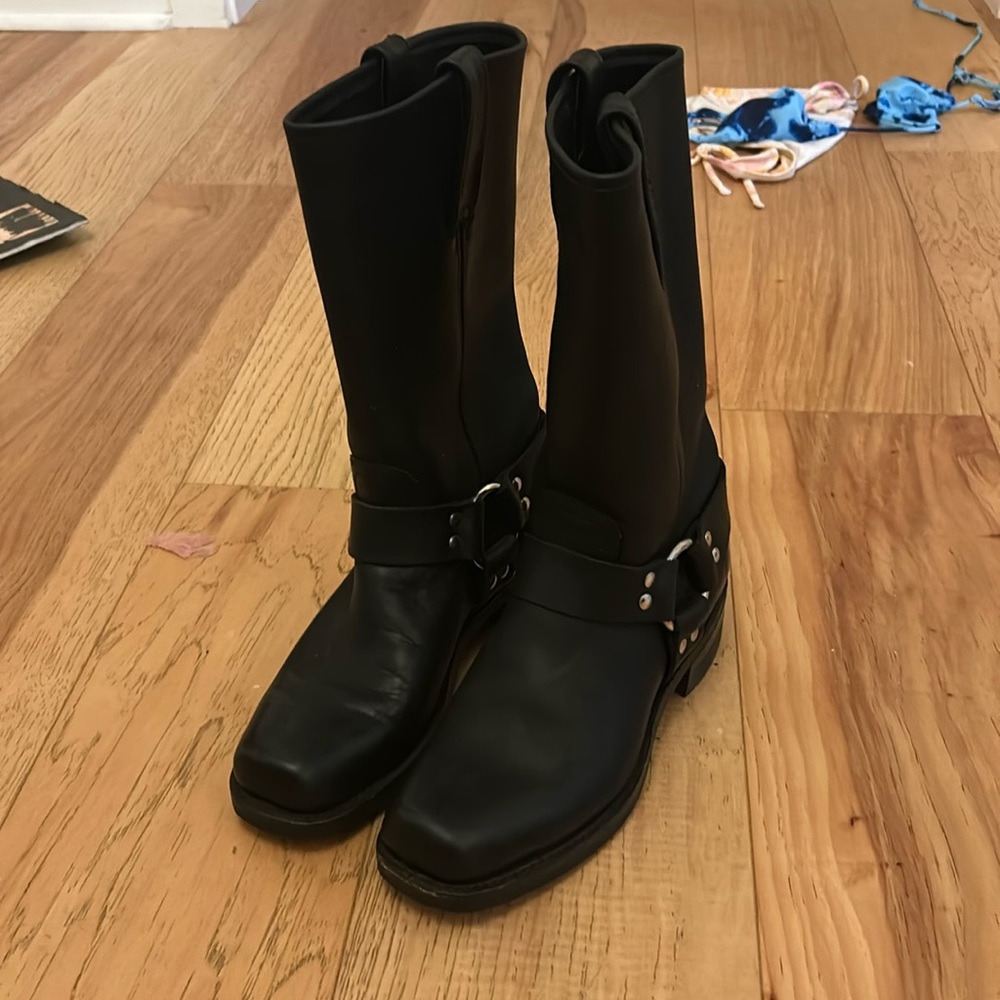 FRYE BLACK BOOTS